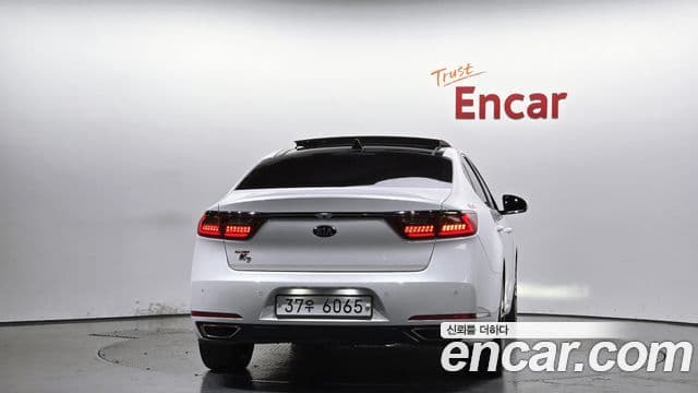 Kia All New K7 2.4 GDI Limited, 2017 4