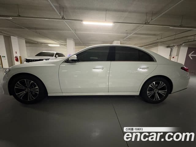 Mercedes-Benz E-класс W214 Avantgarde, 2025 11