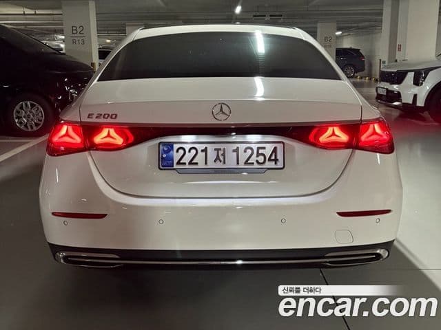 Mercedes-Benz E-класс W214 Avantgarde, 2025 9