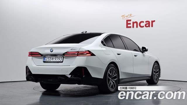 BMW 5시리즈 (G60) 520i M Sport, 2024 2