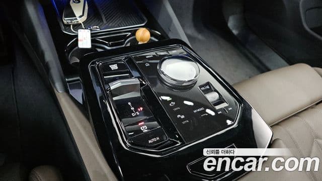 BMW 5시리즈 (G60) 520i M Sport, 2024 9