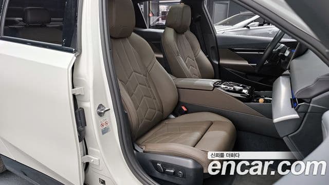 BMW 5시리즈 (G60) 520i M Sport, 2024 10