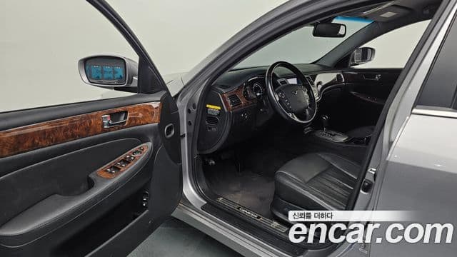 Hyundai Genesis Prime Pack, 2011 10