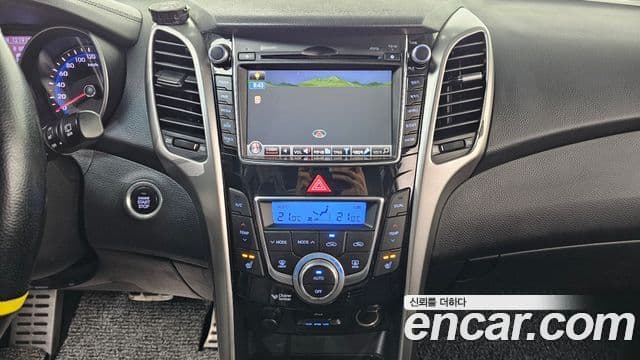 Hyundai i30(новый кузов / новое поколение) 1.6 GDI Extreme, 2012 16