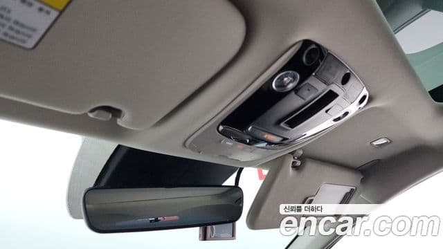 Kia K5 гибрид 3세대 Signature, 2020 17