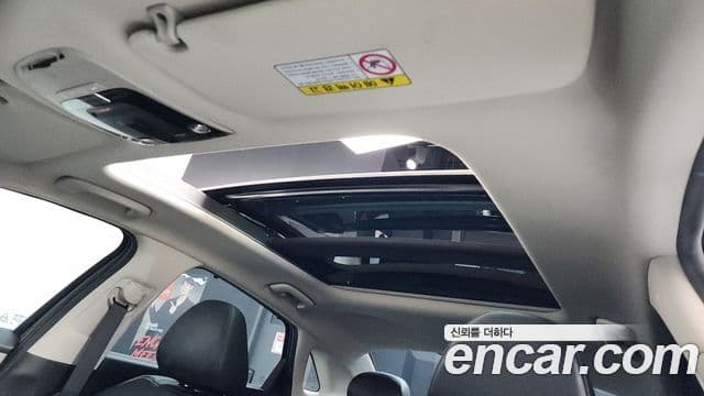 Kia K5 гибрид 3세대 Signature, 2020 19