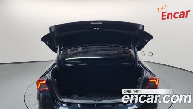 Kia K5 гибрид 3세대 Signature, 2020 20