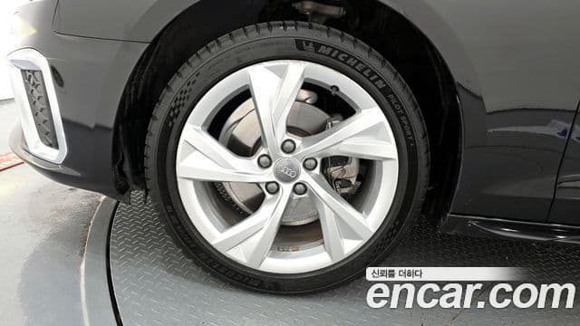 Audi A4 (B9) Premium, 2021 все фото