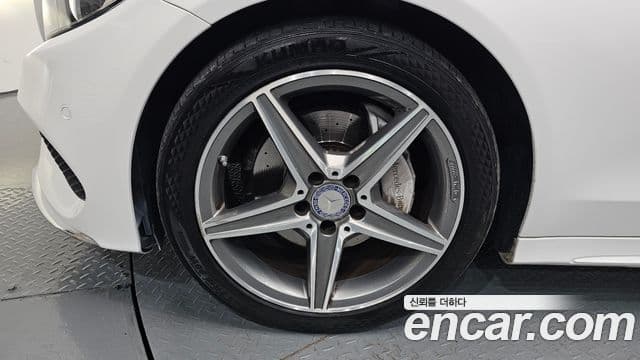 Mercedes-Benz C-класс W205 AMG Line, 2017 все фото