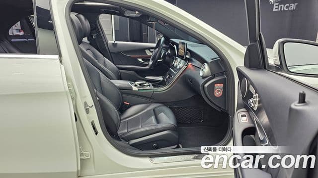 Mercedes-Benz C-класс W205 AMG Line, 2017 11