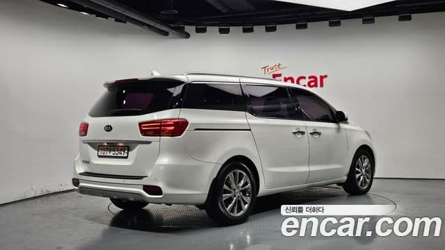 Kia The / новый New Carnival Prestige, 2020 2