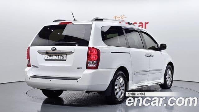 Kia Carnival R топовая версия, 2013 2