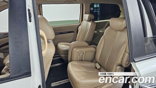 Kia Carnival R топовая версия, 2013 12