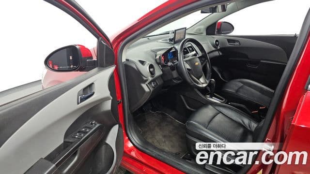 Chevrolet(GM대우) 아베오 хэтчбек топовая версия, 2012 10