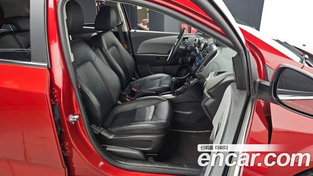 Chevrolet(GM대우) 아베오 хэтчбек топовая версия, 2012 13