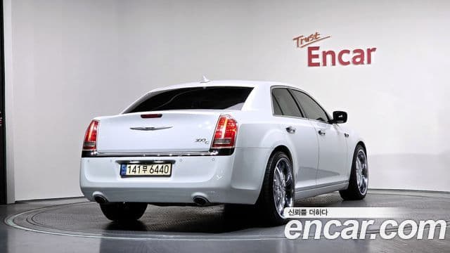 크라이슬러 The / новый New 300C, 2014 2