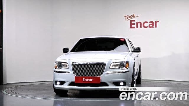 크라이슬러 The / новый New 300C, 2014 3