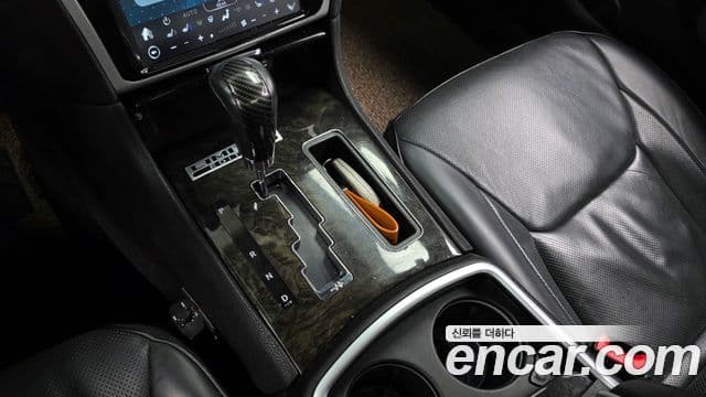 크라이슬러 The / новый New 300C, 2014 9