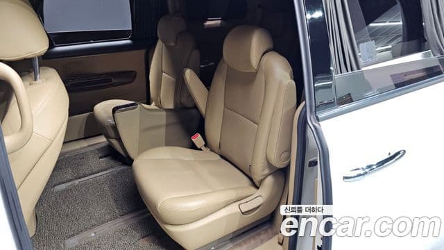 Kia All New Carnival Prestige, 2017 12