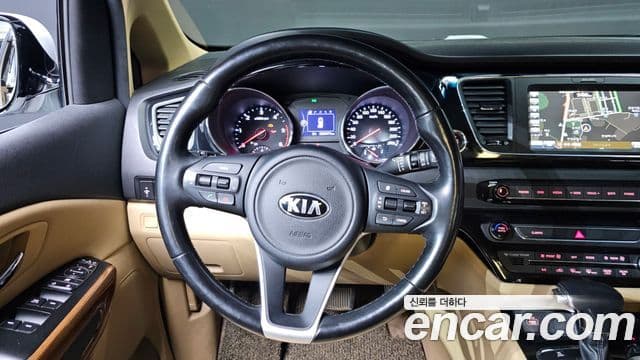 Kia All New Carnival Prestige, 2017 13