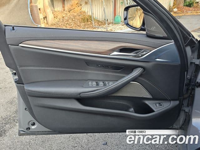 BMW 5시리즈 (G30) Luxury, 2022 14