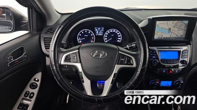 Hyundai Accent(новый кузов / новое поколение) 1.6 GDI top, 2011 13