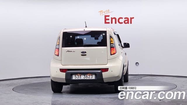 Kia Soul Safety, 2010 4