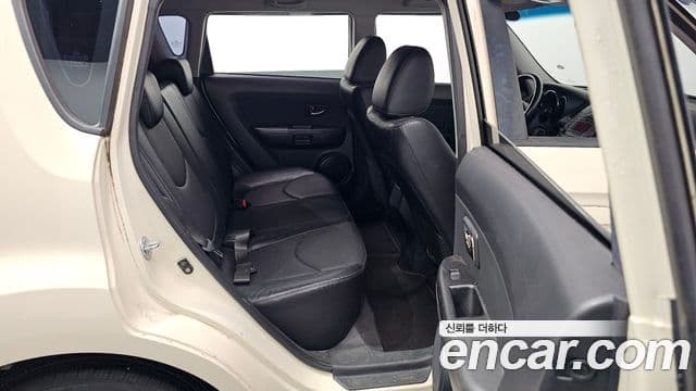 Kia Soul Safety, 2010 11
