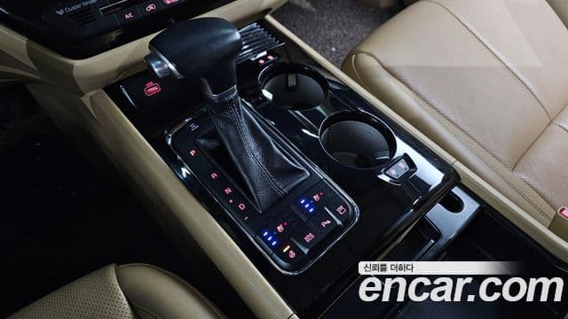 Kia All New Carnival Noblesse, 2017 9