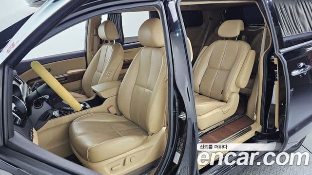 Kia All New Carnival Noblesse, 2017 10