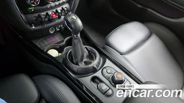 Mini Cooper D 클럽맨 2세대, 2017 9