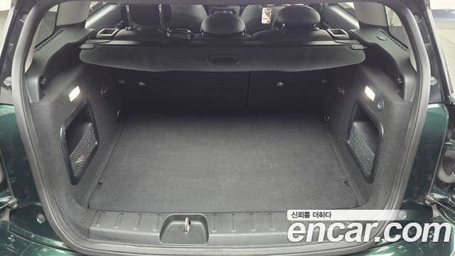 Mini Cooper D 클럽맨 2세대, 2017 20