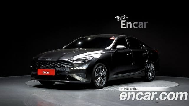 Kia K8 гибрид Signature, 2022 1