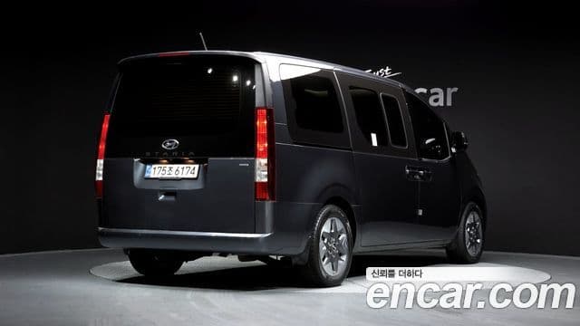 Hyundai Staria Modern, 2023 2