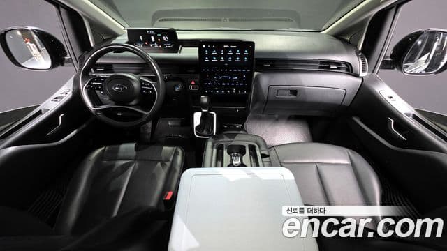 Hyundai Staria Modern, 2023 7