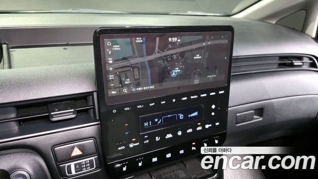 Hyundai Staria Modern, 2023 15