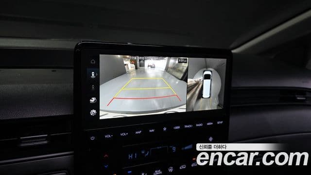 Hyundai Staria Modern, 2023 16