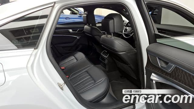 Audi A6 (C8) Premium, 2022 12