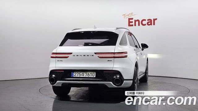 Genesis GV70, 2024 4