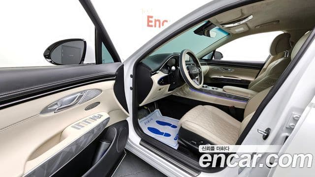 Genesis GV70, 2024 10