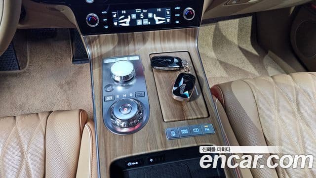 Genesis G80 (RG3) бензин 2.5 турбо AWD, 2025 9