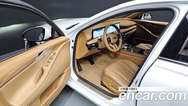 Genesis G80 (RG3) бензин 2.5 турбо AWD, 2025 10