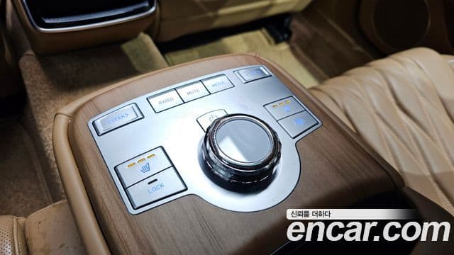 Genesis G80 (RG3) бензин 2.5 турбо AWD, 2025 18