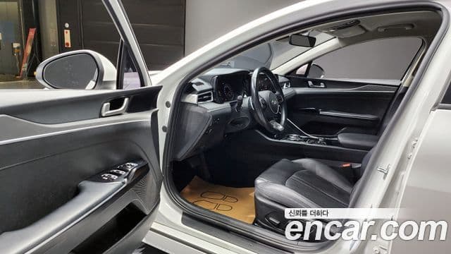 Kia K5 3세대 Prestige, 2020 11