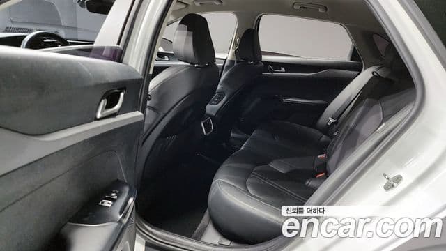 Kia K5 3세대 Prestige, 2020 13