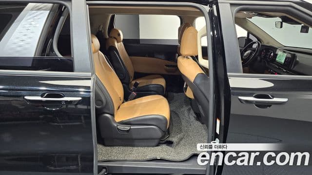 Kia Carnival 4세대 Prestige, 2022 12