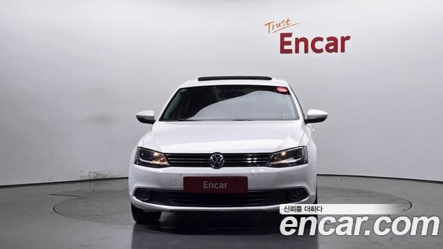 Volkswagen New Jetta 6세대, 2012 3