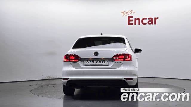 Volkswagen New Jetta 6세대, 2012 4