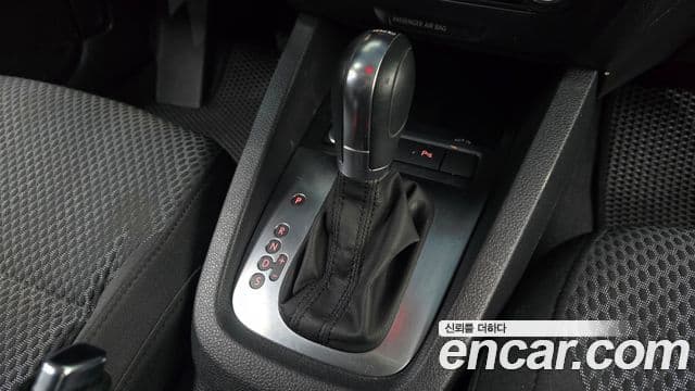 Volkswagen New Jetta 6세대, 2012 9