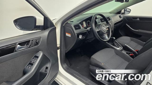 Volkswagen New Jetta 6세대, 2012 11